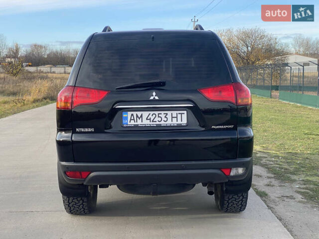 Чорний Міцубісі Паджеро Спорт, об'ємом двигуна 3 л та пробігом 255 тис. км за 12900 $, фото 7 на Automoto.ua