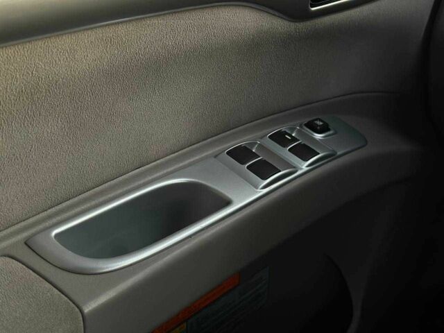 Чорний Міцубісі Паджеро Спорт, об'ємом двигуна 2.5 л та пробігом 197 тис. км за 12990 $, фото 20 на Automoto.ua