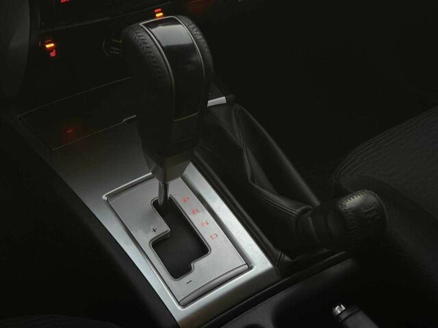 Чорний Міцубісі Паджеро Спорт, об'ємом двигуна 2.5 л та пробігом 197 тис. км за 12990 $, фото 22 на Automoto.ua