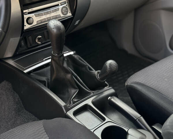 Черный Мицубиси Паджеро Спорт, объемом двигателя 2.5 л и пробегом 219 тыс. км за 12200 $, фото 67 на Automoto.ua