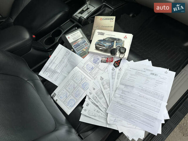 Міцубісі Паджеро Спорт 2011 у Одесі на Automoto.ua Чорний Міцубісі Паджеро Спорт, об'ємом двигуна 2.5 л та пробігом 96 тис. км за 18000 $, фото 57 на Automoto.ua