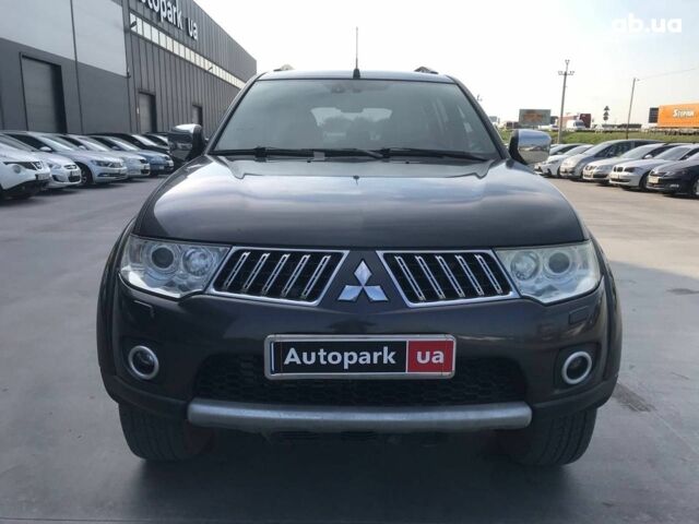 Черный Мицубиси Паджеро Спорт, объемом двигателя 2.5 л и пробегом 296 тыс. км за 11690 $, фото 1 на Automoto.ua