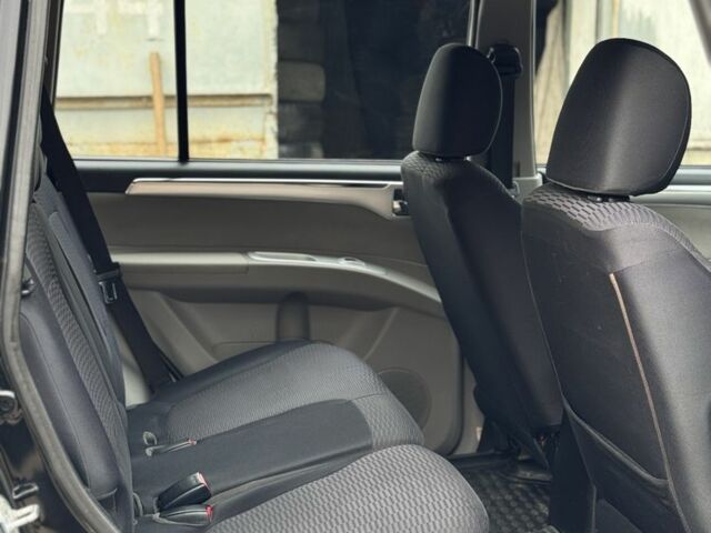 Черный Мицубиси Паджеро Спорт, объемом двигателя 2.5 л и пробегом 219 тыс. км за 12200 $, фото 18 на Automoto.ua