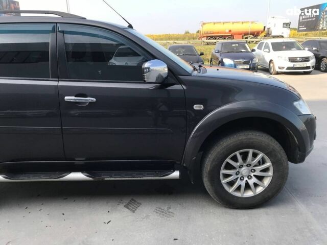 Черный Мицубиси Паджеро Спорт, объемом двигателя 2.5 л и пробегом 296 тыс. км за 11690 $, фото 12 на Automoto.ua