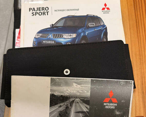 Чорний Міцубісі Паджеро Спорт, об'ємом двигуна 2.48 л та пробігом 225 тис. км за 14799 $, фото 17 на Automoto.ua