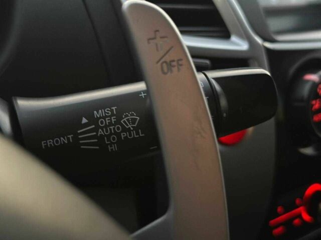 Чорний Міцубісі Паджеро Спорт, об'ємом двигуна 2.5 л та пробігом 197 тис. км за 12990 $, фото 23 на Automoto.ua