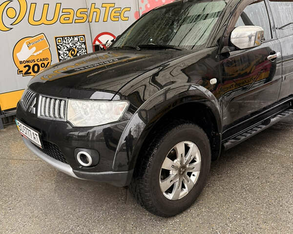 Чорний Міцубісі Паджеро Спорт, об'ємом двигуна 2.48 л та пробігом 225 тис. км за 14799 $, фото 16 на Automoto.ua