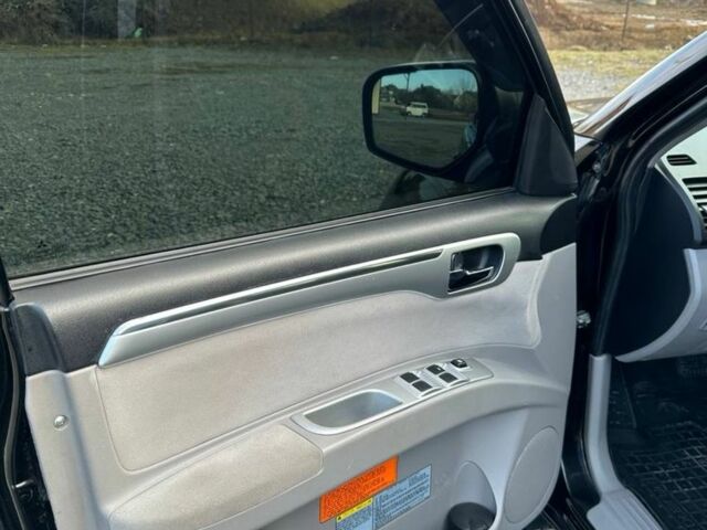 Черный Мицубиси Паджеро Спорт, объемом двигателя 2.5 л и пробегом 139 тыс. км за 15000 $, фото 9 на Automoto.ua