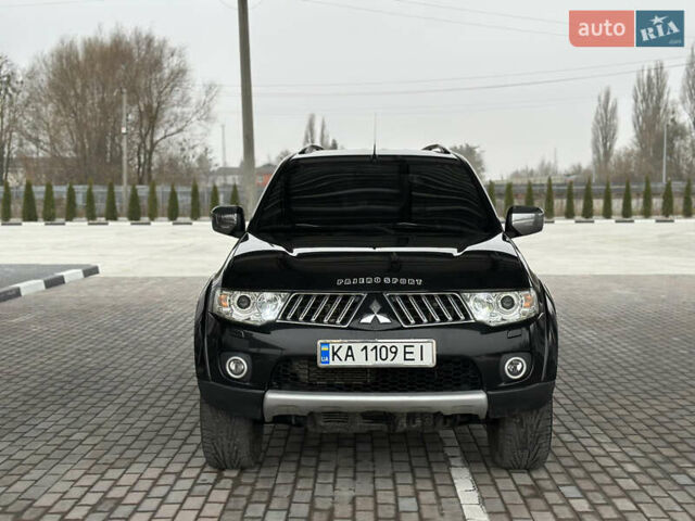 Черный Мицубиси Паджеро Спорт, объемом двигателя 2.5 л и пробегом 295 тыс. км за 13200 $, фото 17 на Automoto.ua