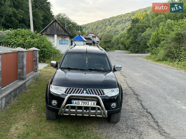 Черный Мицубиси Паджеро Спорт, объемом двигателя 2.5 л и пробегом 170 тыс. км за 13900 $, фото 3 на Automoto.ua
