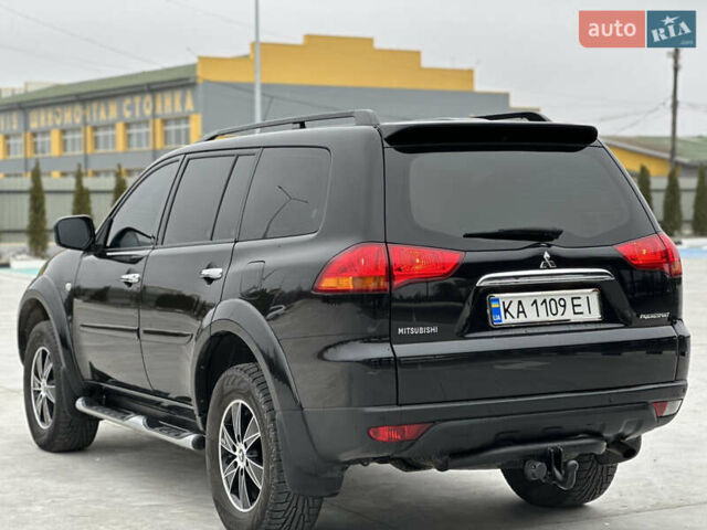 Черный Мицубиси Паджеро Спорт, объемом двигателя 2.5 л и пробегом 295 тыс. км за 13200 $, фото 3 на Automoto.ua