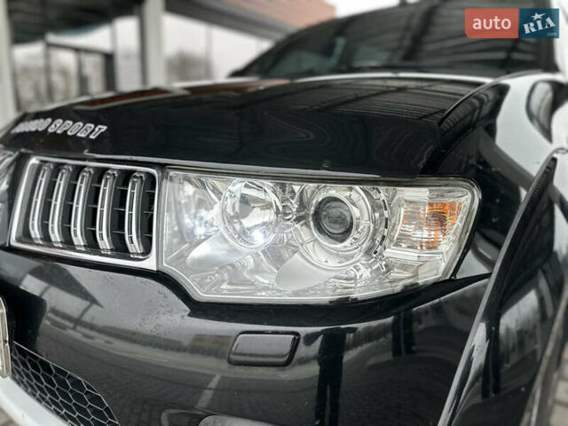 Черный Мицубиси Паджеро Спорт, объемом двигателя 2.5 л и пробегом 295 тыс. км за 13200 $, фото 28 на Automoto.ua