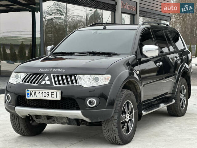 Черный Мицубиси Паджеро Спорт, объемом двигателя 2.5 л и пробегом 295 тыс. км за 13200 $, фото 2 на Automoto.ua