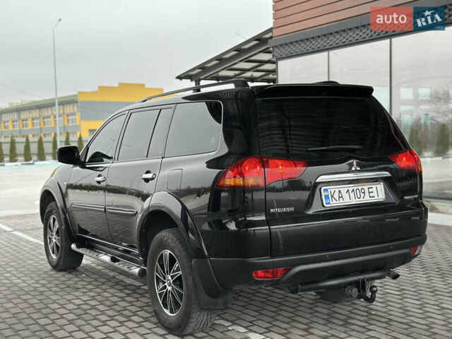 Черный Мицубиси Паджеро Спорт, объемом двигателя 2.5 л и пробегом 295 тыс. км за 13200 $, фото 25 на Automoto.ua
