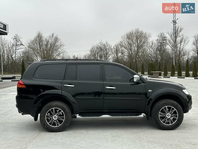 Черный Мицубиси Паджеро Спорт, объемом двигателя 2.5 л и пробегом 295 тыс. км за 13200 $, фото 13 на Automoto.ua