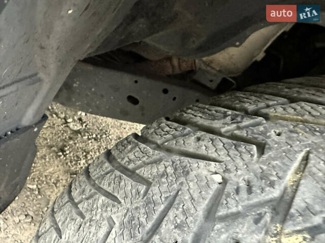 Черный Мицубиси Паджеро Спорт, объемом двигателя 2.5 л и пробегом 170 тыс. км за 13900 $, фото 21 на Automoto.ua