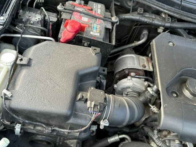 Черный Мицубиси Паджеро Спорт, объемом двигателя 2.5 л и пробегом 139 тыс. км за 15000 $, фото 16 на Automoto.ua