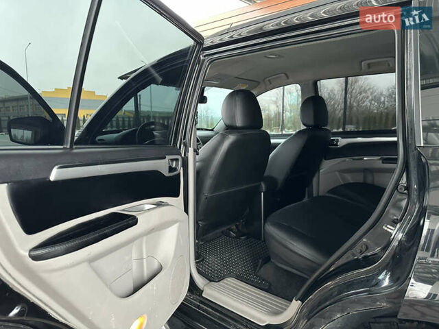 Черный Мицубиси Паджеро Спорт, объемом двигателя 2.5 л и пробегом 295 тыс. км за 13200 $, фото 34 на Automoto.ua