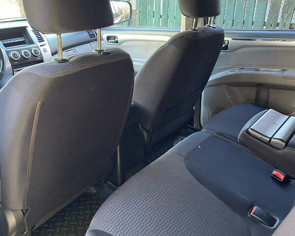 Черный Мицубиси Паджеро Спорт, объемом двигателя 2.5 л и пробегом 169 тыс. км за 15200 $, фото 7 на Automoto.ua