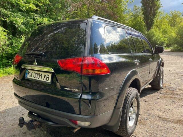 Чорний Міцубісі Паджеро Спорт, об'ємом двигуна 2.5 л та пробігом 150 тис. км за 16700 $, фото 8 на Automoto.ua