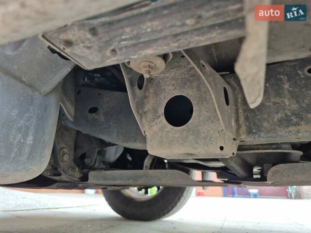 Чорний Міцубісі Паджеро Спорт, об'ємом двигуна 2.48 л та пробігом 192 тис. км за 16300 $, фото 27 на Automoto.ua