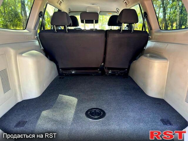 Чорний Міцубісі Паджеро Спорт, об'ємом двигуна 2.5 л та пробігом 181 тис. км за 13300 $, фото 7 на Automoto.ua