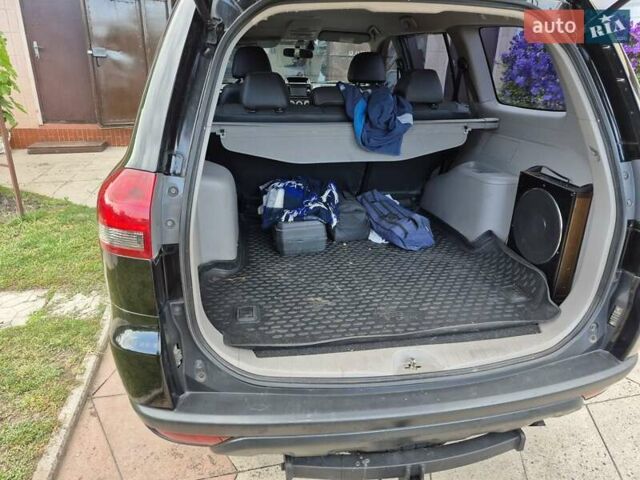 Чорний Міцубісі Паджеро Спорт, об'ємом двигуна 2.48 л та пробігом 192 тис. км за 16300 $, фото 16 на Automoto.ua