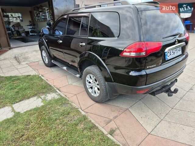 Чорний Міцубісі Паджеро Спорт, об'ємом двигуна 2.48 л та пробігом 192 тис. км за 16300 $, фото 9 на Automoto.ua