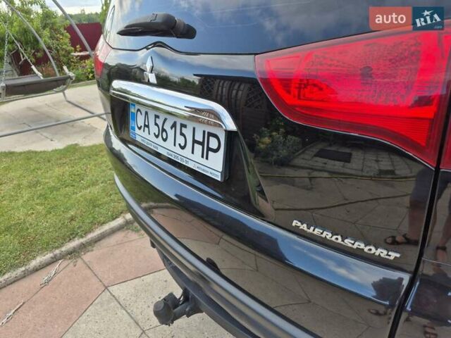 Чорний Міцубісі Паджеро Спорт, об'ємом двигуна 2.48 л та пробігом 192 тис. км за 16300 $, фото 8 на Automoto.ua