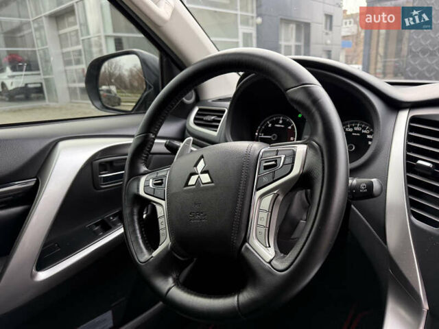 Черный Мицубиси Паджеро Спорт, объемом двигателя 2.44 л и пробегом 119 тыс. км за 19999 $, фото 19 на Automoto.ua