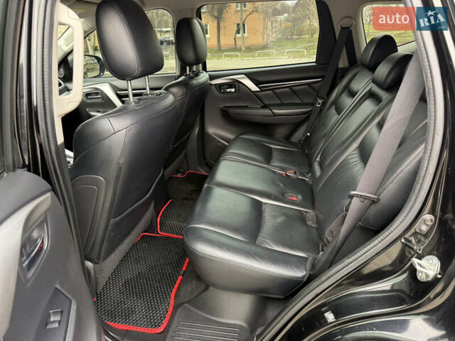 Черный Мицубиси Паджеро Спорт, объемом двигателя 2.44 л и пробегом 119 тыс. км за 19999 $, фото 39 на Automoto.ua