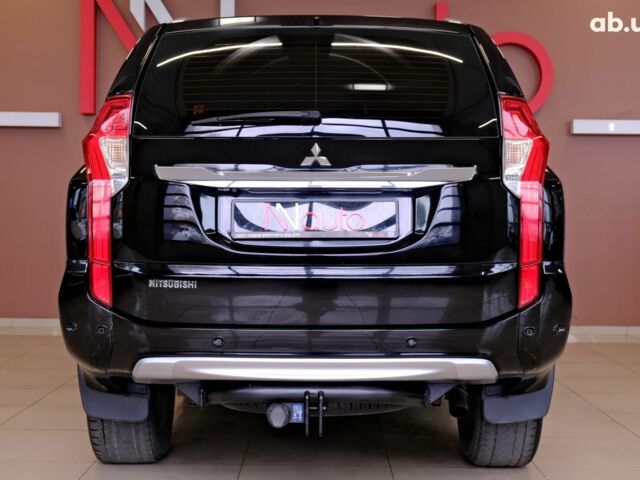 Черный Мицубиси Паджеро Спорт, объемом двигателя 2.4 л и пробегом 182 тыс. км за 19900 $, фото 5 на Automoto.ua