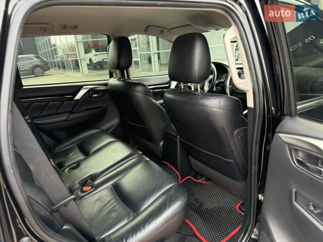 Черный Мицубиси Паджеро Спорт, объемом двигателя 2.44 л и пробегом 119 тыс. км за 19999 $, фото 37 на Automoto.ua