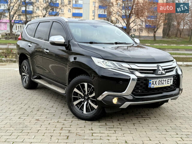 Черный Мицубиси Паджеро Спорт, объемом двигателя 2.44 л и пробегом 119 тыс. км за 19999 $, фото 1 на Automoto.ua