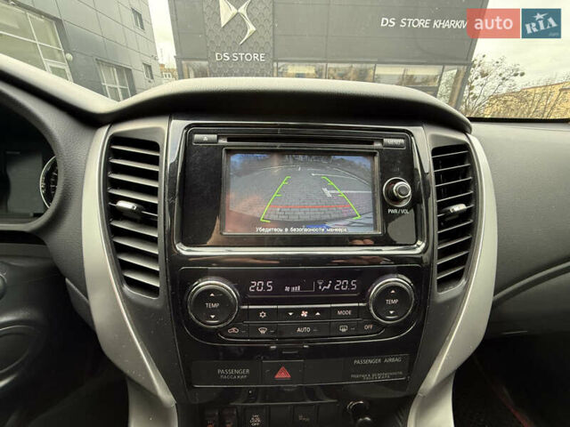 Черный Мицубиси Паджеро Спорт, объемом двигателя 2.44 л и пробегом 119 тыс. км за 19999 $, фото 13 на Automoto.ua