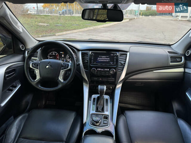 Черный Мицубиси Паджеро Спорт, объемом двигателя 2.44 л и пробегом 235 тыс. км за 22900 $, фото 14 на Automoto.ua