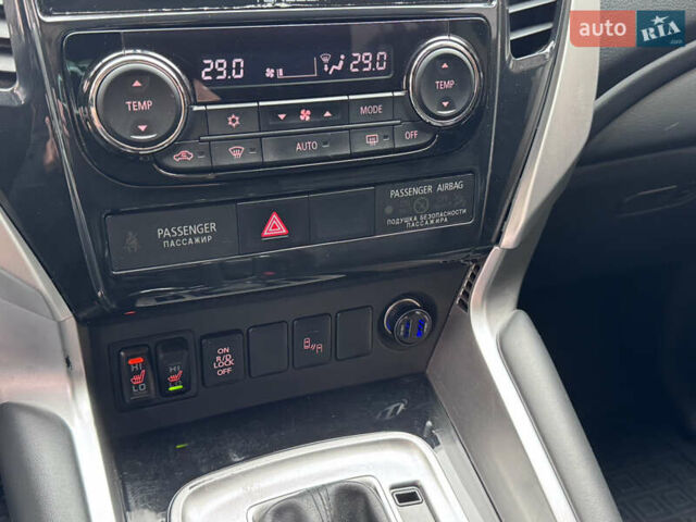 Мицубиси Паджеро Спорт 2019 в Полтаве на Automoto.ua Черный Мицубиси Паджеро Спорт, объемом двигателя 2.4 л и пробегом 93 тыс. км за 27299 $, фото 19 на Automoto.ua