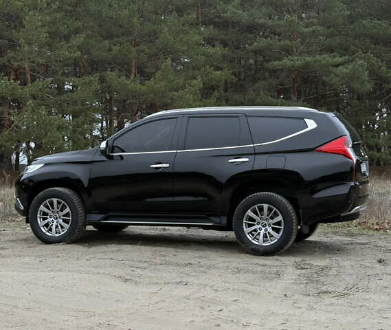 Чорний Міцубісі Паджеро Спорт, об'ємом двигуна 2.44 л та пробігом 96 тис. км за 28799 $, фото 16 на Automoto.ua