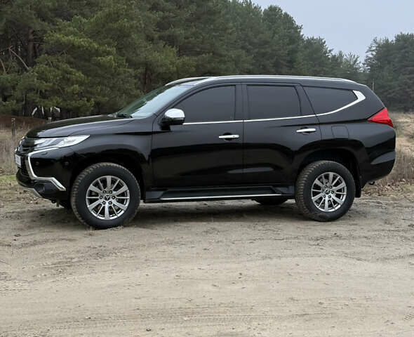 Чорний Міцубісі Паджеро Спорт, об'ємом двигуна 2.44 л та пробігом 96 тис. км за 28799 $, фото 17 на Automoto.ua