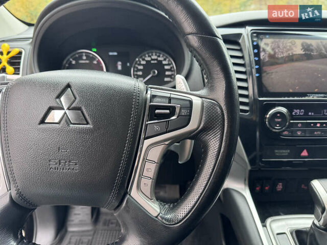 Мицубиси Паджеро Спорт 2019 в Полтаве на Automoto.ua Черный Мицубиси Паджеро Спорт, объемом двигателя 2.4 л и пробегом 93 тыс. км за 27299 $, фото 22 на Automoto.ua