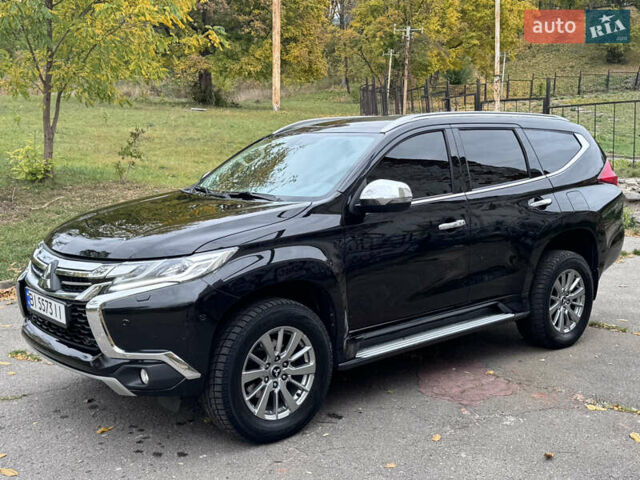 Мицубиси Паджеро Спорт 2019 в Полтаве на Automoto.ua Черный Мицубиси Паджеро Спорт, объемом двигателя 2.4 л и пробегом 93 тыс. км за 27299 $, фото 10 на Automoto.ua