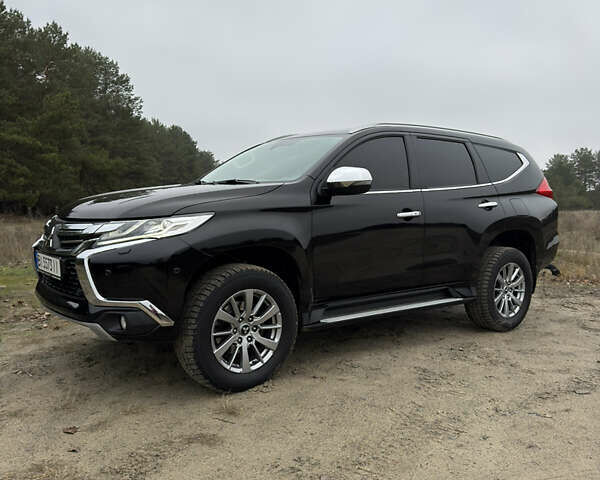 Чорний Міцубісі Паджеро Спорт, об'ємом двигуна 2.44 л та пробігом 96 тис. км за 28799 $, фото 26 на Automoto.ua