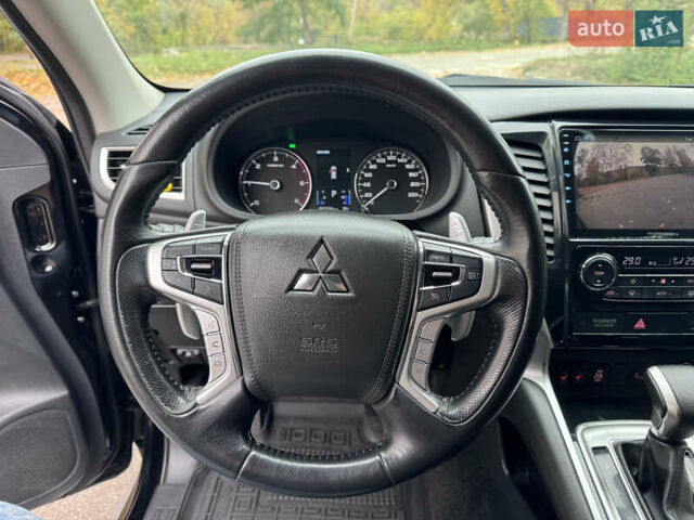 Мицубиси Паджеро Спорт 2019 в Полтаве на Automoto.ua Черный Мицубиси Паджеро Спорт, объемом двигателя 2.4 л и пробегом 93 тыс. км за 27299 $, фото 21 на Automoto.ua