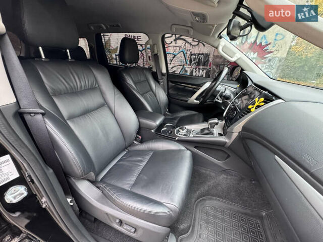 Мицубиси Паджеро Спорт 2019 в Полтаве на Automoto.ua Черный Мицубиси Паджеро Спорт, объемом двигателя 2.4 л и пробегом 93 тыс. км за 27299 $, фото 26 на Automoto.ua