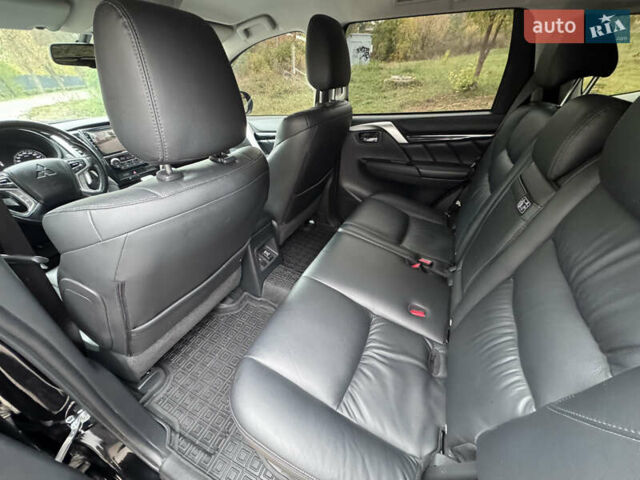 Мицубиси Паджеро Спорт 2019 в Полтаве на Automoto.ua Черный Мицубиси Паджеро Спорт, объемом двигателя 2.4 л и пробегом 93 тыс. км за 27299 $, фото 24 на Automoto.ua