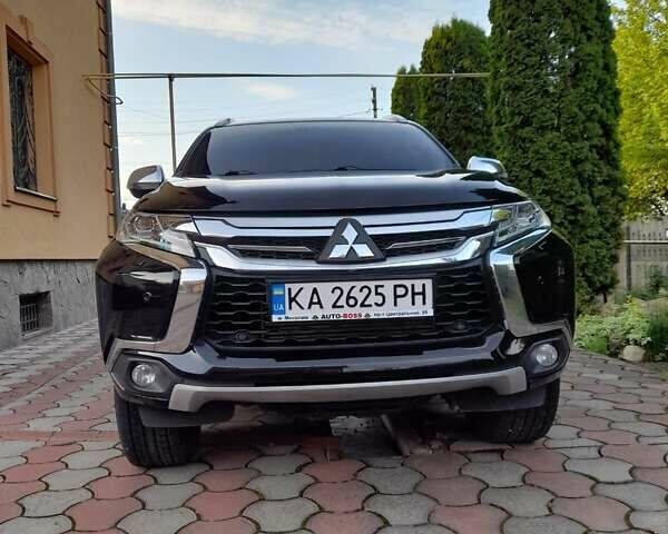 Чорний Міцубісі Паджеро Спорт, об'ємом двигуна 2.44 л та пробігом 140 тис. км за 30500 $, фото 6 на Automoto.ua