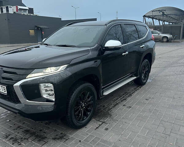 Чорний Міцубісі Паджеро Спорт, об'ємом двигуна 2.44 л та пробігом 48 тис. км за 40000 $, фото 1 на Automoto.ua