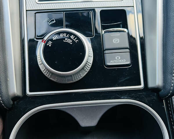 Черный Мицубиси Паджеро Спорт, объемом двигателя 2.44 л и пробегом 16 тыс. км за 40500 $, фото 9 на Automoto.ua