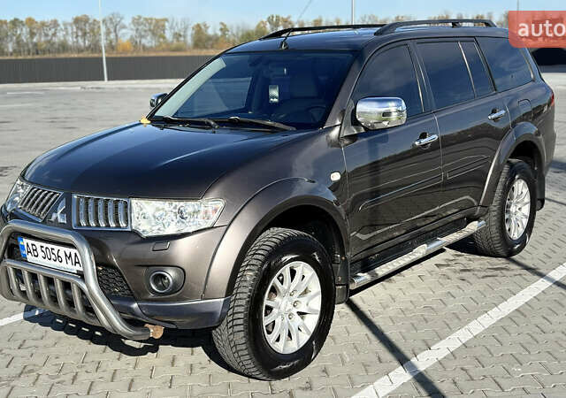 Коричневый Мицубиси Паджеро Спорт, объемом двигателя 2.48 л и пробегом 241 тыс. км за 14000 $, фото 2 на Automoto.ua