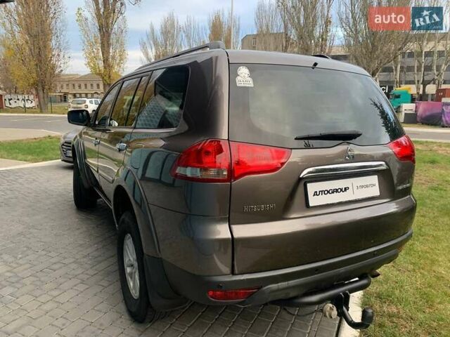 Коричневый Мицубиси Паджеро Спорт, объемом двигателя 2.5 л и пробегом 364 тыс. км за 11700 $, фото 3 на Automoto.ua